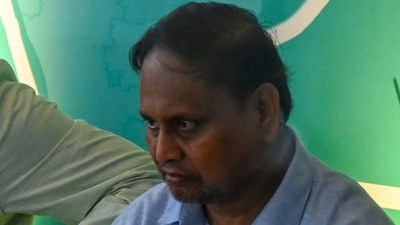 জেলায় জেলায় একাধিক প্রার্থী হুমায়ুনের দল ছেড়ে তৃণমূল কংগ্রেসে (Hindustan Times) জেলায় জেলায় একাধিক প্রার্থী হুমায়ুনের দল ছেড়ে তৃণমূল কংগ্রেসে (Hindustan Times)