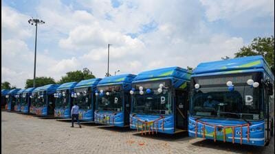 Officials said the initiative is part of efforts to deploy nine-metre DEVI electric buses more efficiently and improve accessibility. (HT archive)