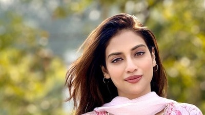 বুধবার সকালে ইডির দফতরে হাজিরা অভিনেত্রীর