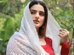 Divyanka Sirohi's old picture from Kedarnath Temple has now gone viral after her death. 