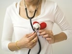 The 'normal' resting heart rate is too wide a range to paint a clear picture, explains Dr Vass. (Pexel)