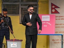 সঙ্কটে নেপালের নতুন সরকার