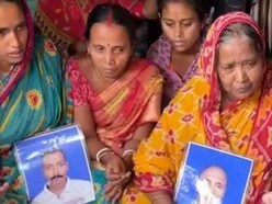 হরগোবিন্দের স্ত্রী পারুল দাস আজ ভোটাধিকার প্রয়োগ করলেন।