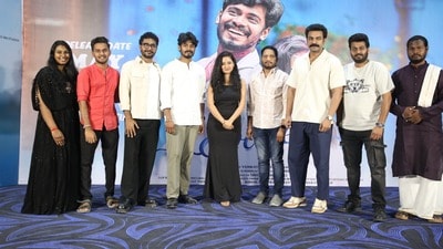 పవన్ కల్యాణ్ పాట పాడుతుంటే నేను పర్ఫామ్ చేశాను: అర్జున్ అంబటి, తమన్ రేంజ్లో ఎదగాలని కోరుకున్న సింగర్ సాకేత్ పవన్ కల్యాణ్ పాట పాడుతుంటే నేను పర్ఫామ్ చేశాను: అర్జున్ అంబటి, తమన్ రేంజ్లో ఎదగాలని కోరుకున్న సింగర్ సాకేత్