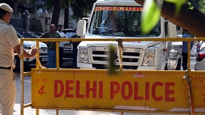Delhi Police officials and forensic team members are seen at a residence in Kailash Hills, Amar Colony area, in New Delhi, India. (Photo by Sanjeev Verma/Hindustan Times) Delhi Police officials and forensic team members are seen at a residence in Kailash Hills, Amar Colony area, in New Delhi, India. (Photo by Sanjeev Verma/Hindustan Times)
