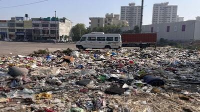 The selected agencies will be responsible for end-to-end waste management services, including door-to-door collection from residential, commercial and institutional establishments, segregation and transportation of waste to the processing site at Bandhwari. (Parveen Kumar/HT Photo) The selected agencies will be responsible for end-to-end waste management services, including door-to-door collection from residential, commercial and institutional establishments, segregation and transportation of waste to the processing site at Bandhwari. (Parveen Kumar/HT Photo)
