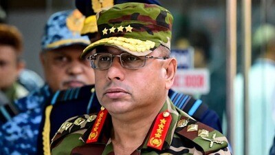 ‘চট্টগ্রামে পর্যাপ্ত বিমান শক্তি থাকলে..’, বাংলাদেশের সেনাপ্রধানের কোন বার্তা? (ফাইল ছবি, সৌজন্যে এএফপি) ‘চট্টগ্রামে পর্যাপ্ত বিমান শক্তি থাকলে..’, বাংলাদেশের সেনাপ্রধানের কোন বার্তা? (ফাইল ছবি, সৌজন্যে এএফপি)