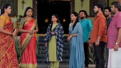 స్టార్ మాలో వచ్చే ఇల్లు ఇల్లాలు పిల్లలు సీరియల్ స్టార్ మాలో వచ్చే ఇల్లు ఇల్లాలు పిల్లలు సీరియల్