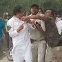 দক্ষিণ দিনাজপুরের কুমারগঞ্জে বিজেপি প্রার্থী শুভেন্দু সরকারকে মারধর করার অভিযোগ উঠল তৃণমূলের বিরুদ্ধে। 
