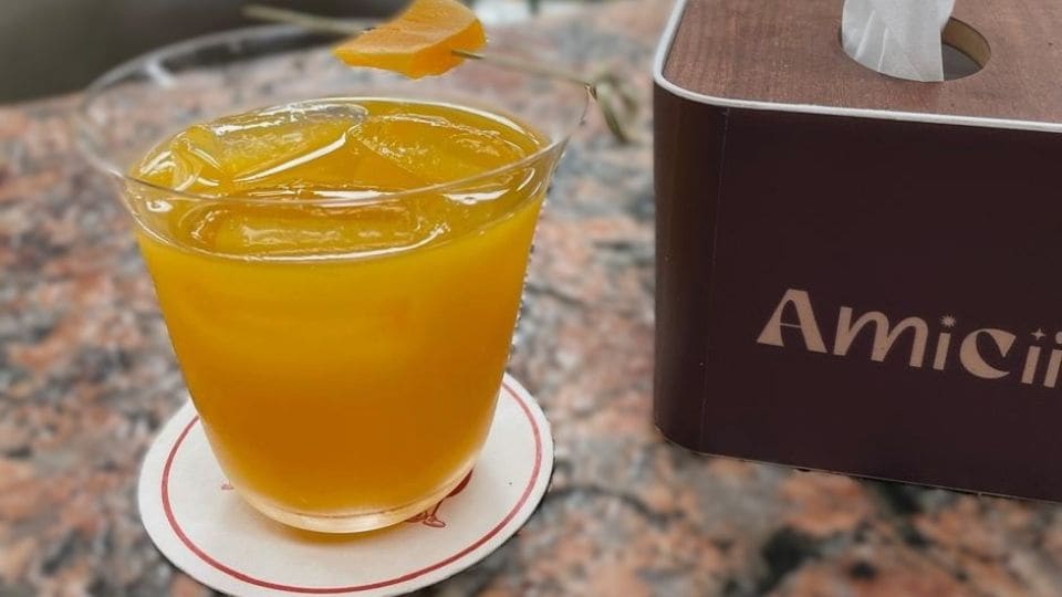 Chilli smoke mango cocktail recipe. (Amicii) Chilli smoke mango cocktail recipe. (Amicii)