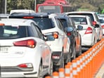 The plan was finalised after a meeting between joint commissioner of police (traffic) Sanjay Tyagi and NDMC officials on Thursday (Hindustan Times) The plan was finalised after a meeting between joint commissioner of police (traffic) Sanjay Tyagi and NDMC officials on Thursday (Hindustan Times)