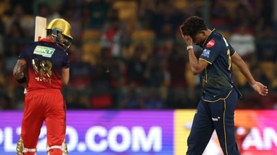 In the chase, Virat Kohli was dropped off Mohammed Siraj's bowling in the very first over – an incident which would have an outsized impact on the result. Siraj did have some joy later in the powerplay, removing Jacob Bethell in the Englishman's first match of the season. (REUTERS)