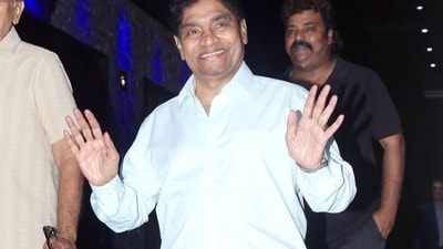 Johnny Lever will lead a fiction comedy story directed by Farhad Samji.