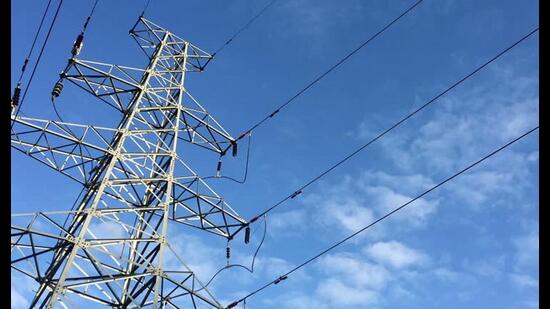 According to residents, the outages continued for around five hours, longer than what the Dakshin Haryana Bijli Vitran Nigam (DHBVN) officials informed them through messages on WhatsApp groups.