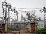 To manage the deficit, the department is relying on hydro generation from Ranjit Sagar Dam, contributing around 600 MW during peak hours. (Gurpreet Singh/HT) To manage the deficit, the department is relying on hydro generation from Ranjit Sagar Dam, contributing around 600 MW during peak hours. (Gurpreet Singh/HT)