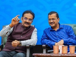 অশোক মিত্তল ও অরবিন্দ কেজরিওয়াল