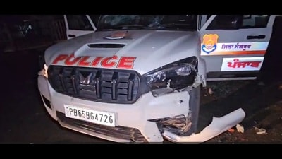 Bhawanigarh deputy superintendent of police (DSP) Rahul Kaushal confirmed that three cops sustained injuries due to the scuffle. (HT) Bhawanigarh deputy superintendent of police (DSP) Rahul Kaushal confirmed that three cops sustained injuries due to the scuffle. (HT)
