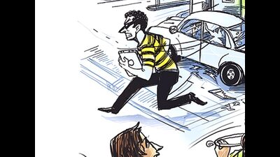 Complainant found gate open, locks broken and lights on; two 100g gold biscuits and ornaments missing, along with ₹40,000 cash. (File Photo) Complainant found gate open, locks broken and lights on; two 100g gold biscuits and ornaments missing, along with ₹40,000 cash. (File Photo)