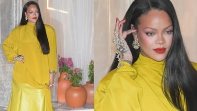 Rihanna wears a diamond-encrusted haathphool by Manish Malhotra. Rihanna wears a diamond-encrusted haathphool by Manish Malhotra.
