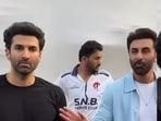 Ranbir Kapoor refuses to get clicked with Aditya Roy Kapur.
