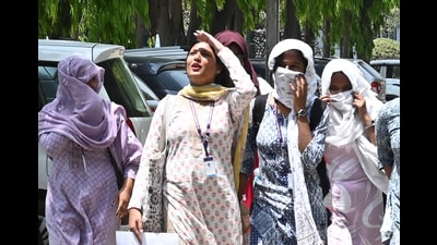The Vidarbha region remained the worst affected, with several districts experiencing extreme heatwave conditions. (HT) The Vidarbha region remained the worst affected, with several districts experiencing extreme heatwave conditions. (HT)