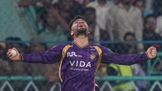 LSG vs KKR LIVE Score: An ecstatic Rinku Singh celebrates a catch during a terrific performance.