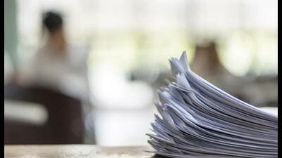 Despite the mandatory daily wage revision being due in March, the Punjab labour department has not yet completed the process. This delay has prompted labour unions to threaten protests similar to those in Noida if the government does not act immediately. (Getty Images/iStockphoto/ Representational image)