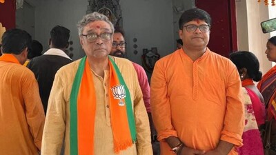 Swapan Dasgupta during a political campaign at Bolpur ( West Bengal) (Facebook) Swapan Dasgupta during a political campaign at Bolpur ( West Bengal) (Facebook)