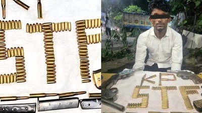 চিৎপুর এলাকা থেকে ধরা পড়ল ৪টি বন্দুক এবং ১১৪ রাউন্ড গুলি চিৎপুর এলাকা থেকে ধরা পড়ল ৪টি বন্দুক এবং ১১৪ রাউন্ড গুলি