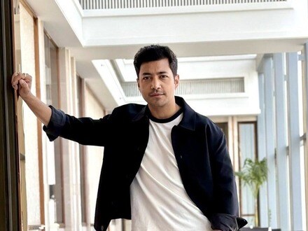 সিনেমায় অভিনয় করার জন্য কোন লোভ ছাড়তে হয় রোহনকে?