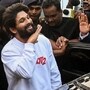 মনোজ বাজপেয়ীর এই ভুল থেকে শিক্ষা নেন আল্লু