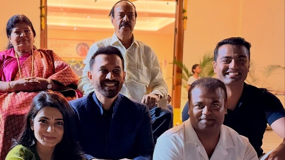<p>సమంత ఇప్పుడు తన రెండో పెళ్లి తర్వాత తొలి పుట్టిన రోజు జరుపుకుంటోంది. గతంలో ఆమె నాగ చైతన్యను పెళ్లి చేసుకొని విడిపోయిన విషయం తెలిసిందే.</p>