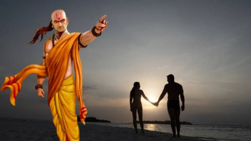 <p>అన్ని విషయాల్లో ఓర్పు చూపిస్తూ, ప్రేమను కనబరిచే స్త్రీలంటే పురుషులకు ఇష్టం. కుటుంబ విషయాల్లో పురుషులకు ఓర్పు లోపించినప్పుడు, ఆ లోటును స్త్రీలు పూరించాల్సి వస్తుంది. కానీ ఇద్దరూ ఓర్పు కోల్పోయినప్పుడు, సంబంధాలు క్షీణిస్తాయి. ఇంట్లో ఎదురయ్యే చిన్న చిన్న సమస్యలను ఒంటరిగా ఎదుర్కోవాలని లేదా పురుషుల కొన్ని సమస్యలను పరిష్కరించేప్పుడు సలహా ఇచ్చేవారిని పురుషులు ఇష్టపడుతారు.</p>