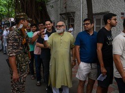 কলকাতায় দ্বিতীয় দফার ভোট। (ছবি সৌজন্যে, সমীর জানা/হিন্দুস্তান টাইমস)