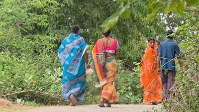 গলসিতে ভোটারদের খুশিতে চর্চায় TMC-বিজেপি