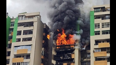 Officials acknowledged that on-ground challenges complicated the operation. Additional district magistrate Saurabh Bhatt said the tower’s location – with a large park in front – prevented fire tenders from approaching close enough to deploy equipment effectively. (Sakib Ali/HT Photo) Officials acknowledged that on-ground challenges complicated the operation. Additional district magistrate Saurabh Bhatt said the tower’s location – with a large park in front – prevented fire tenders from approaching close enough to deploy equipment effectively. (Sakib Ali/HT Photo)
