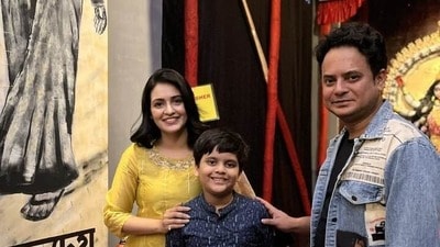 বাবাকে হারিয়ে কেমন আছে সহজ? জানালেন প্রিয়াঙ্কা