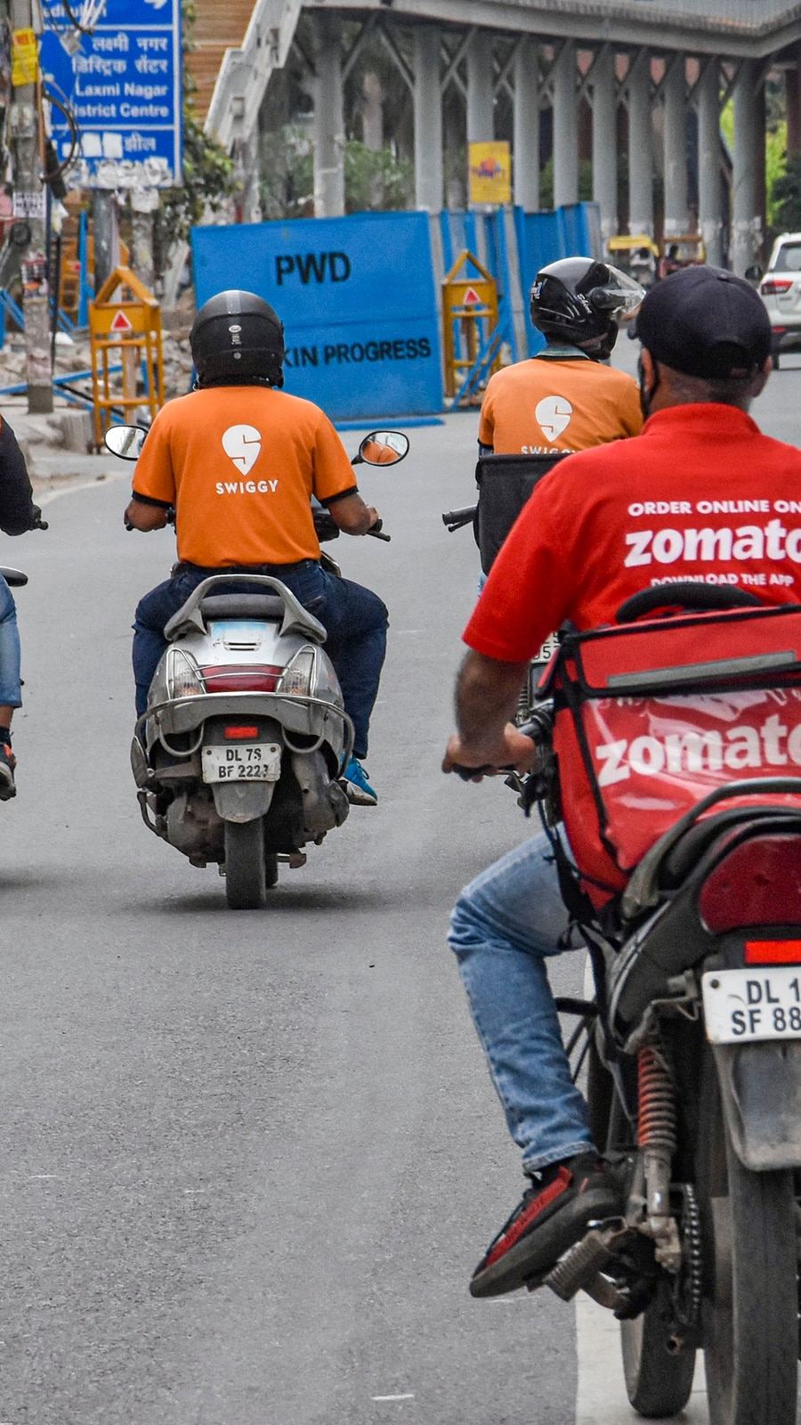 10-min delivery (PTI)