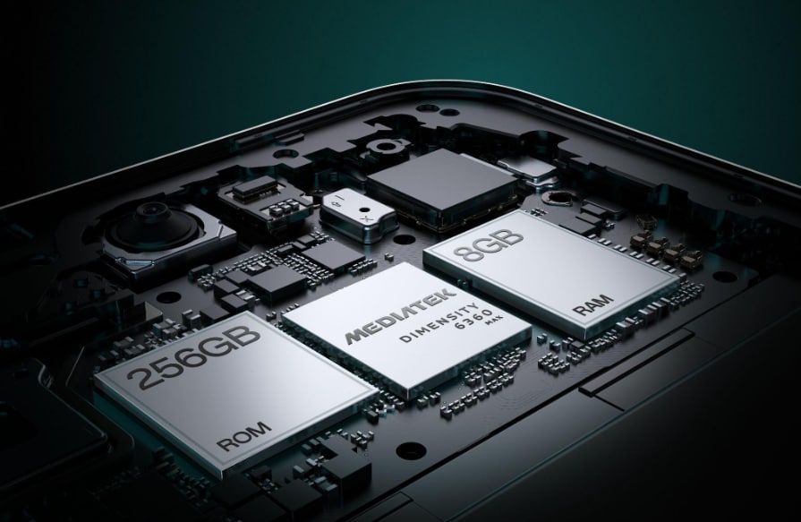 Engineered to support longer usage with fast charging and thermal control. (OPPO)