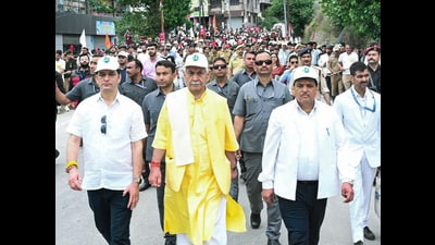 Lieutenant governor of Jammu and Kashmir Manoj Sinha during the ongoing 'Drug-Free J&K' campaign, in Doda on Thursday. (ANI) Lieutenant governor of Jammu and Kashmir Manoj Sinha during the ongoing 'Drug-Free J&K' campaign, in Doda on Thursday. (ANI)
