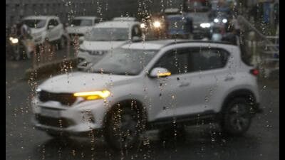 Light rainfall in Lucknow brings relief to residents amid scorching heat in Lucknow on Wednesday (File photo)