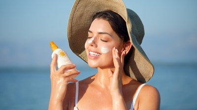 Stay Protected in the Sun (Shutterstock) Stay Protected in the Sun (Shutterstock)