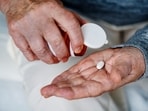 Painkillers may end up being hazardous to your kidneys. (Picture credit: Freepik)
