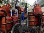 ఎల్పీజీ గ్యాస్​ సిలిండర్​ ధర..