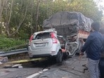 శంషాబాద్ వద్ద ఓఆర్‌ఆర్‌పై ప్రమాదం