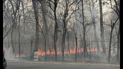 Lucknow’s total nine fire stations with nearly 30 fire tenders and 200 fire fighters remained stretched, responding to a wide spectrum of emergencies from residential and commercial fires to blazes in open, cars, transformers often back-to-back, leaving little downtime for crews. (File Photo) Lucknow’s total nine fire stations with nearly 30 fire tenders and 200 fire fighters remained stretched, responding to a wide spectrum of emergencies from residential and commercial fires to blazes in open, cars, transformers often back-to-back, leaving little downtime for crews. (File Photo)