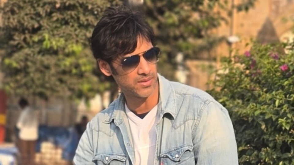 হিন্দি সিরিজের দুনিয়ায় পদার্পণ রিজওয়ানের
