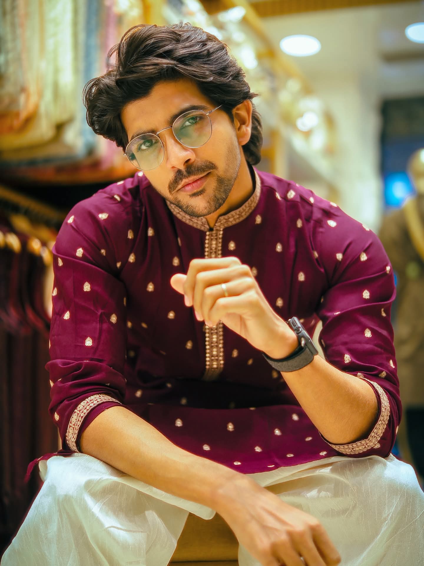 ঋষভ চক্রবর্তী