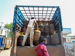 The 19-kg commercial LPG cylinder — used by hotels, dhabas, canteens and industrial kitchens — now costs  <span class='webrupee'>₹</span>3,071.50, up from  <span class='webrupee'>₹</span>2,078.50. 