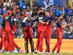 Mumbai, India - April 12, 2026: Royal Challengers Bengaluru's Jacob Duffy celebrates the wicket of  Mumbai Indians' captain Hardik Pandya  during the 2026 IPL cricket match between MI Vs RCB at Wankhade Stadium in Mumbai, India, on Sunday, April 12, 2026.  (Photo by Anshuman Poyrekar/Hindustan Times)